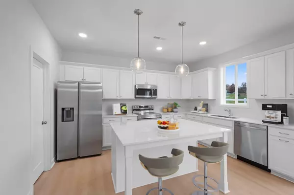 River Falls, WI 54022,1323 Compton AVE