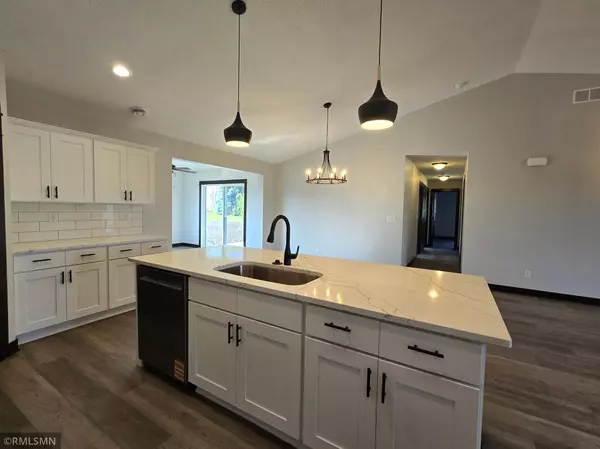 Arlington, MN 55307,807 Pond View DR