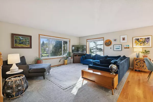 West Saint Paul, MN 55118,1213 Smith AVE S