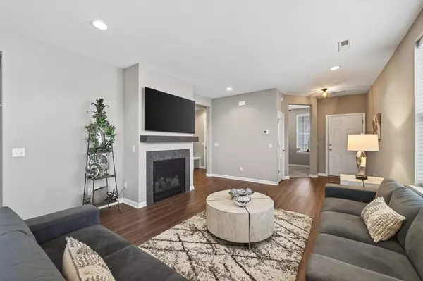 Rogers, MN 55374,10232 Ironwood LN