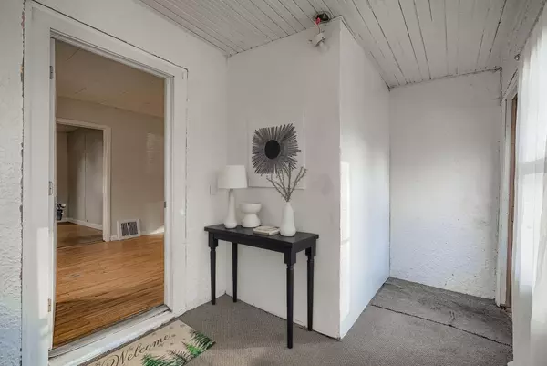 Minneapolis, MN 55411,2922 Sheridan AVE N