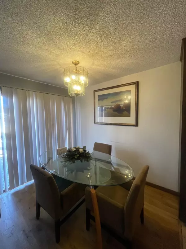 Brooklyn Park, MN 55429,6009 64th AVE N