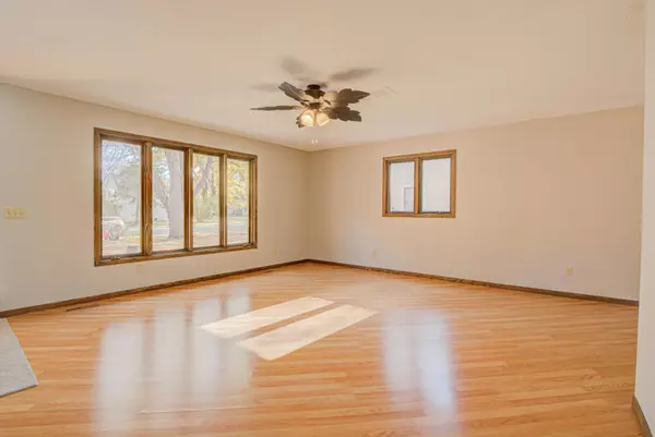 Watertown, MN 55388,111 Franklin AVE SW