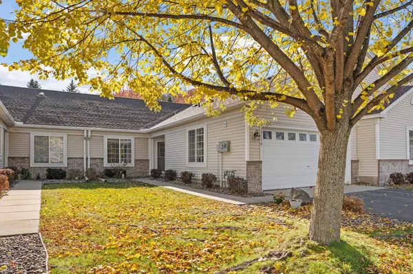 Savage, MN 55378,13134 Falcons WAY