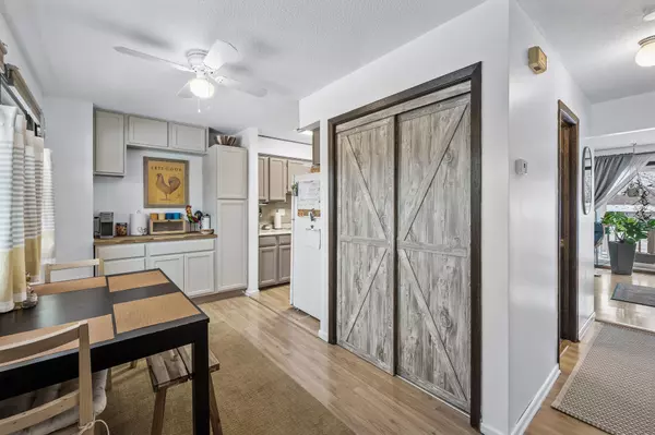 New Hope, MN 55427,8857 42nd AVE N