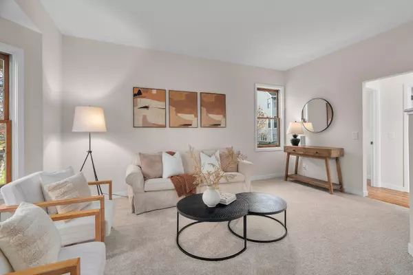 Eden Prairie, MN 55347,16329 Mayfield DR