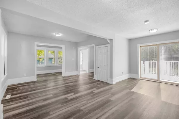 Minneapolis, MN 55411,1912 15th AVE N