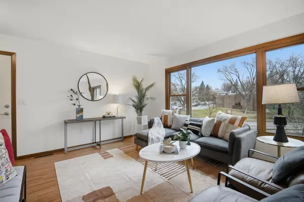 Rochester, MN 55901,215 Elton Hills DR NW #31