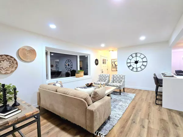 Fridley, MN 55432,5980 7th ST NE