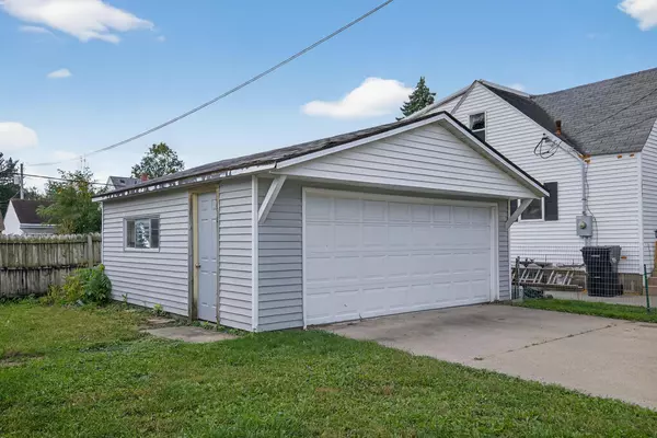 Rochester, MN 55906,317 15th AVE NE