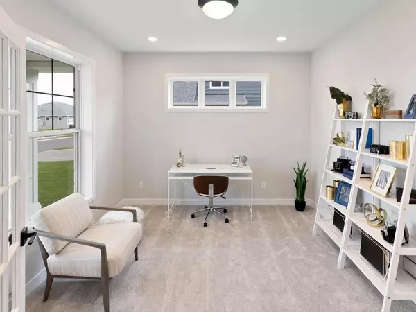 Shakopee, MN 55379,7422 Waverly AVE