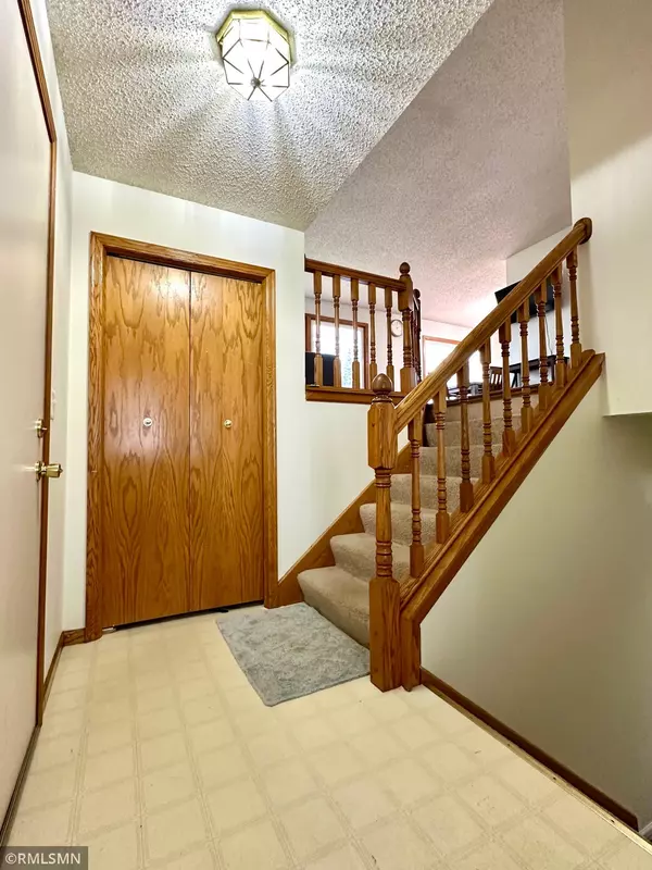 Shakopee, MN 55379,1161 Polk ST S