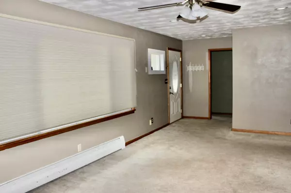 Blooming Prairie, MN 55917,318 4th ST NW