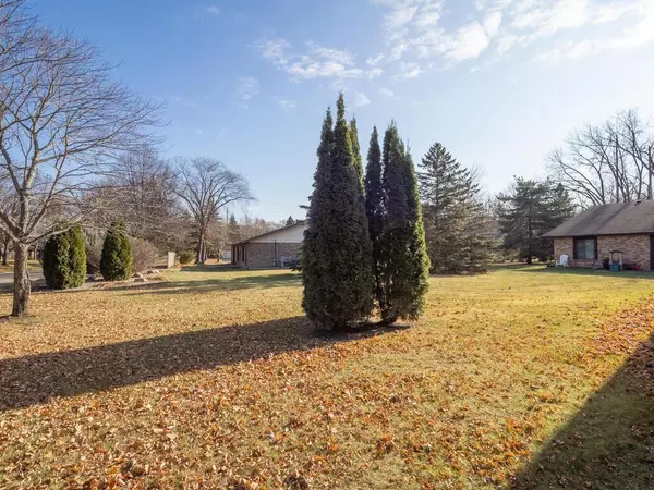 Plymouth, MN 55447,984 Yuma LN N