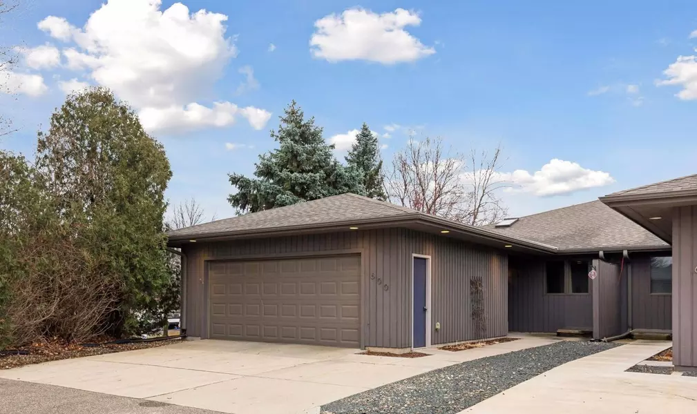 600 Zanmiller DR, Northfield, MN 55057