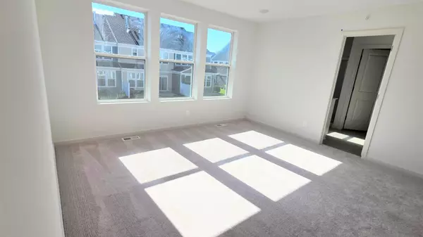 Woodbury, MN 55129,4743 AirLake DR