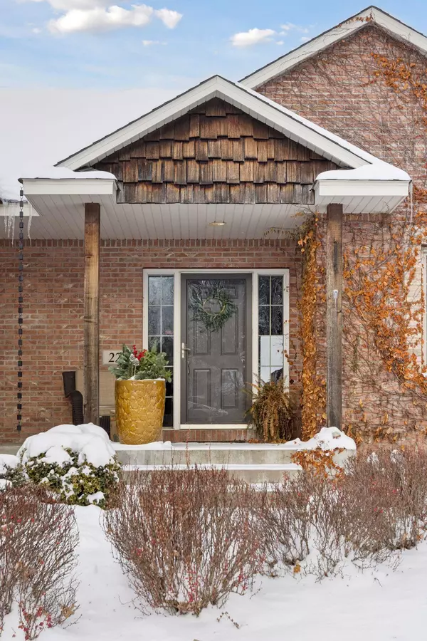 Lino Lakes, MN 55014,227 Palomino LN