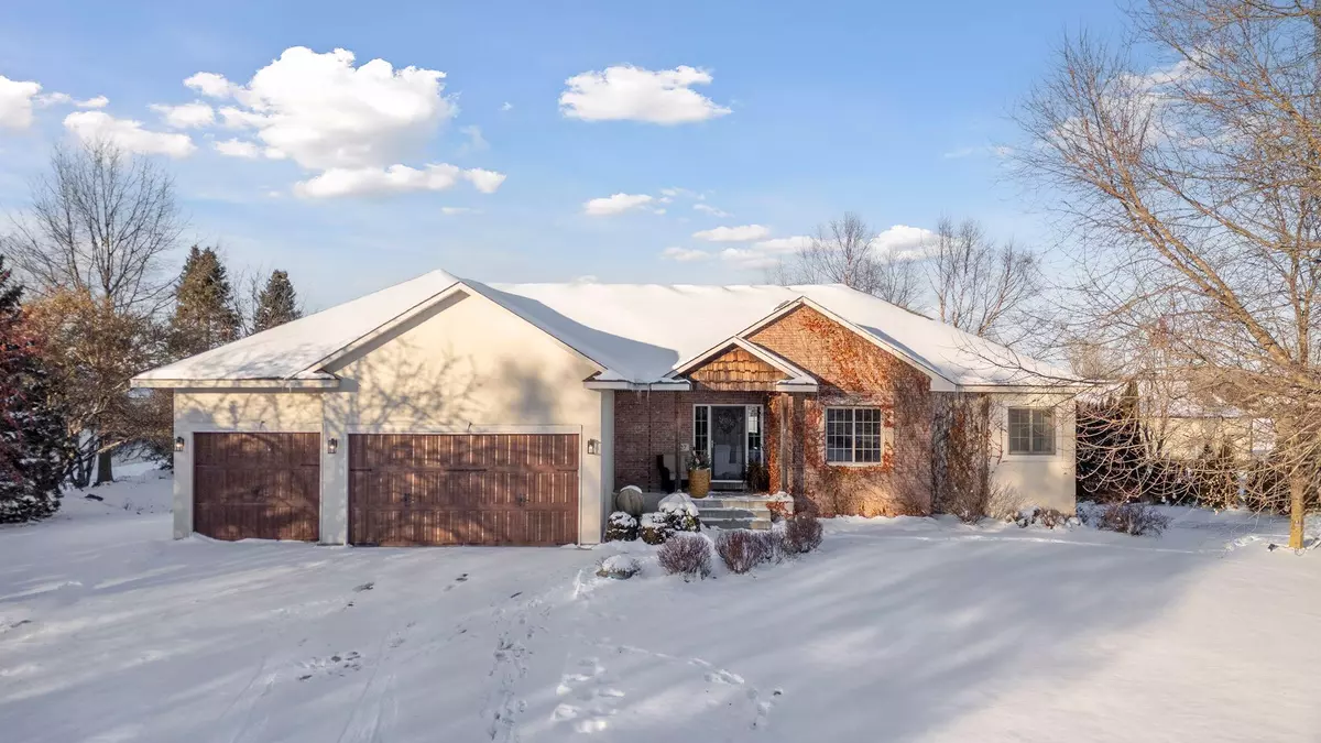 Lino Lakes, MN 55014,227 Palomino LN