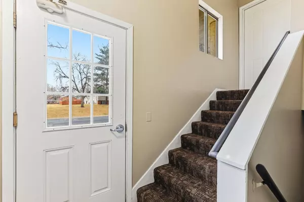 Fridley, MN 55432,5901 2 1/2 ST NE