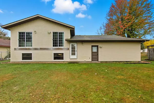 Saint Cloud, MN 56301,1508 Prairie Hill RD