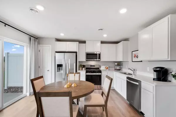 Rosemount, MN 55068,13688 Kaylemore TRL