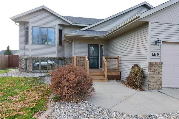 Fargo, ND 58104,1510 57th AVE S