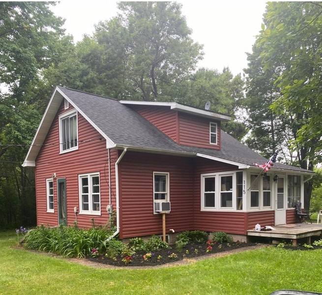 115 W Warren ST, Dresser, WI 54001