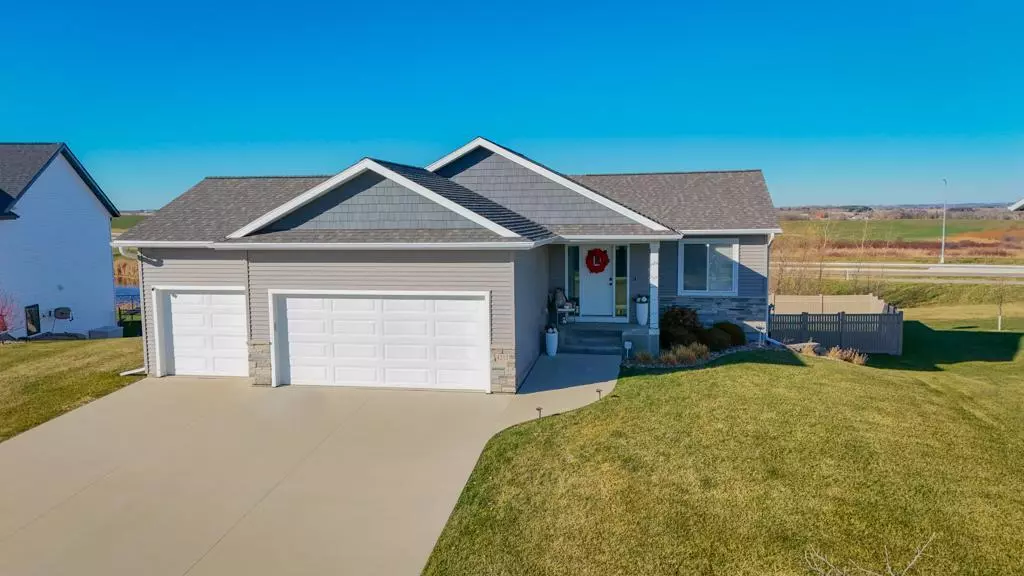 4213 Silver Ridge PL NW, Rochester, MN 55901