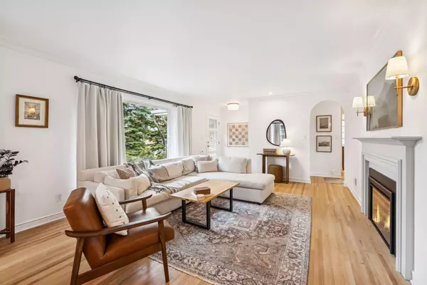 Minneapolis, MN 55410,5141 Ewing AVE S