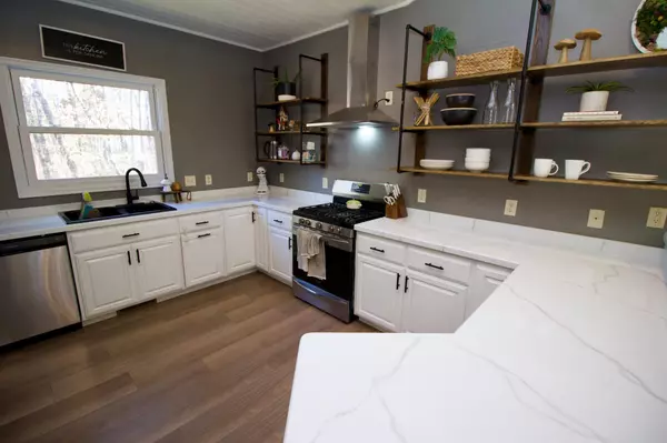 Breezy Point, MN 56472,32363 Choctaw CIR