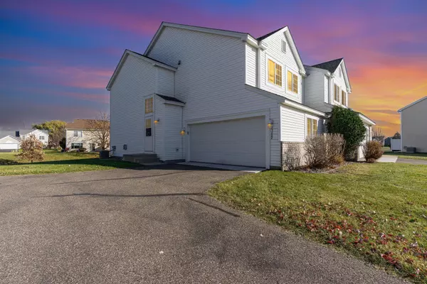 Apple Valley, MN 55124,15684 Finewood CT