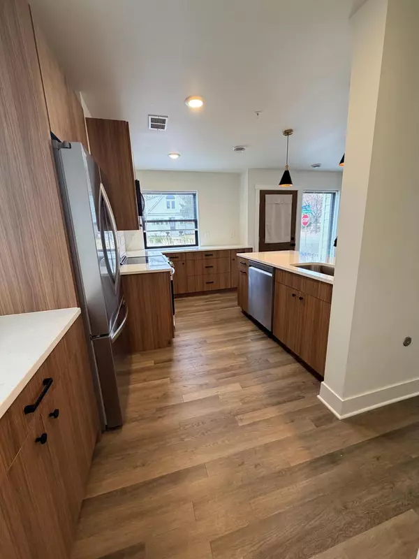 Minneapolis, MN 55419,131 W 46th ST