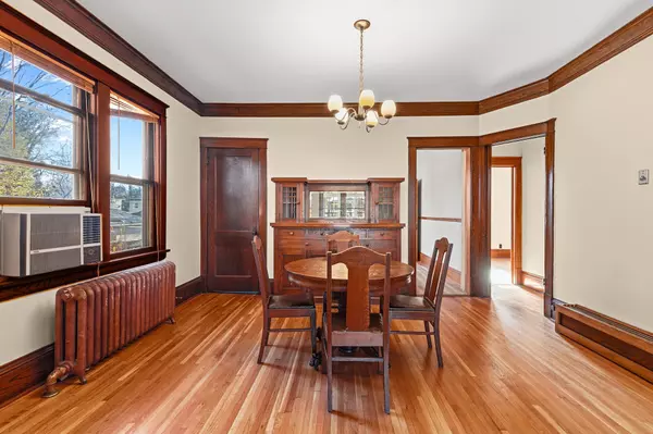 Saint Paul, MN 55104,1882 Ashland AVE