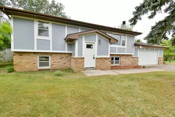 3740 143rd AVE NW, Andover, MN 55304