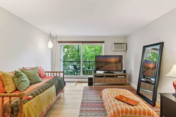 Saint Louis Park, MN 55416,4860 Park Commons DR #205