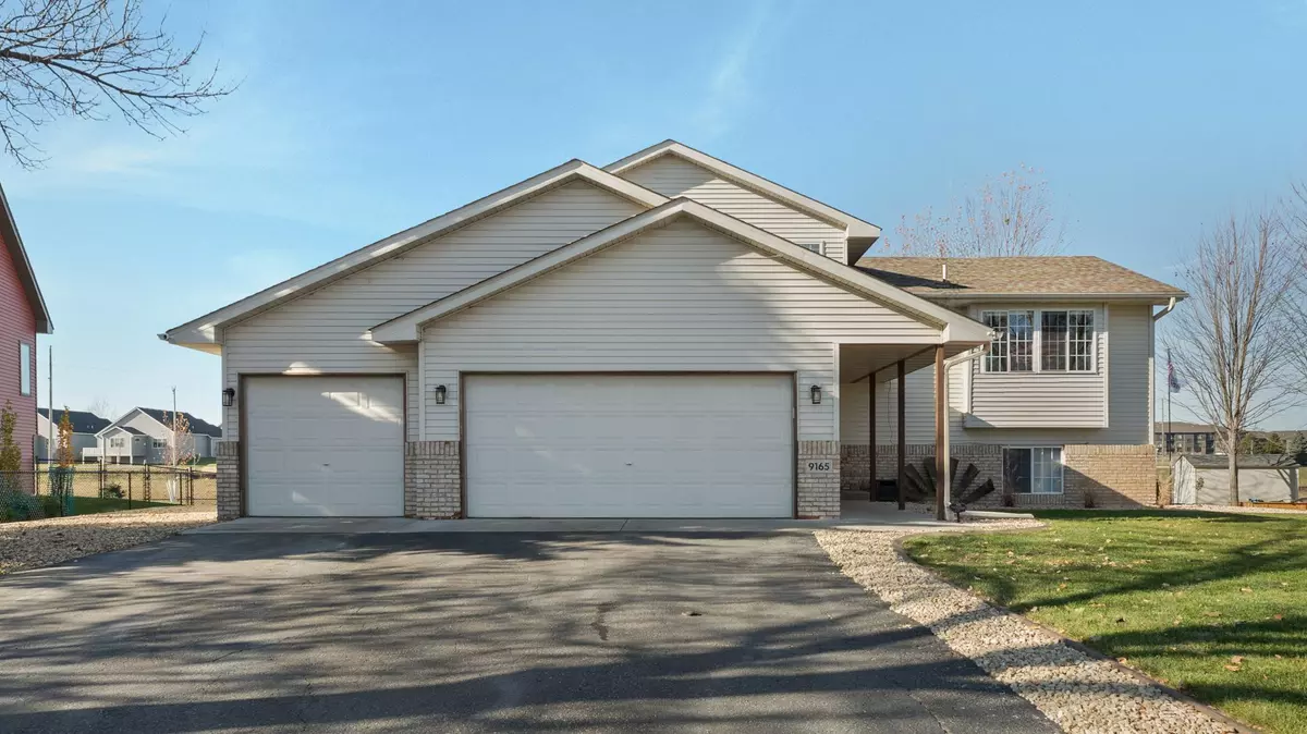 Monticello, MN 55362,9165 Fieldcrest CIR