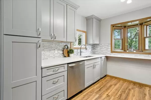 Champlin, MN 55316,7357 116th PL N