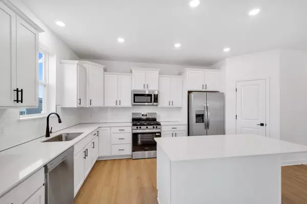 Hanover, MN 55341,1048 Ashbury LN NE