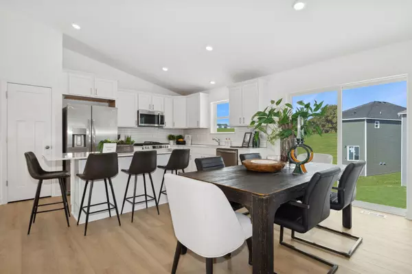 Buffalo, MN 55313,829 Erickson LN