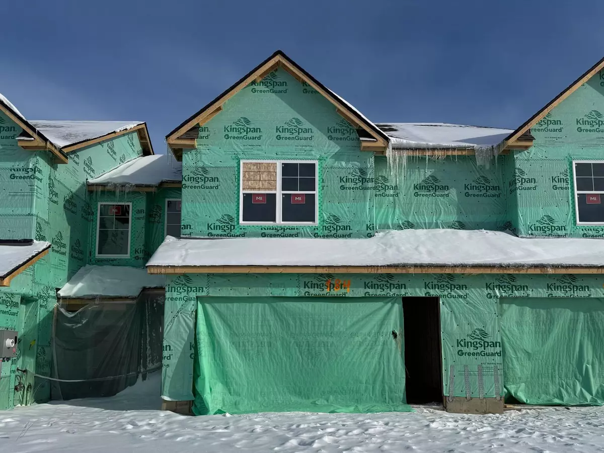 Waconia, MN 55387,184 Huntington DR