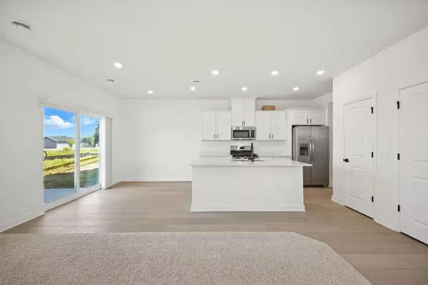 Waconia, MN 55387,184 Huntington DR