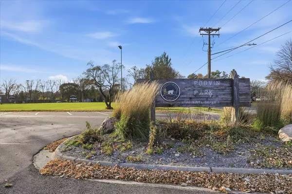 Saint Paul, MN 55110,4857 Dillon ST