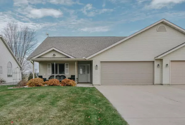 804 5th AVE, Goodhue, MN 55027