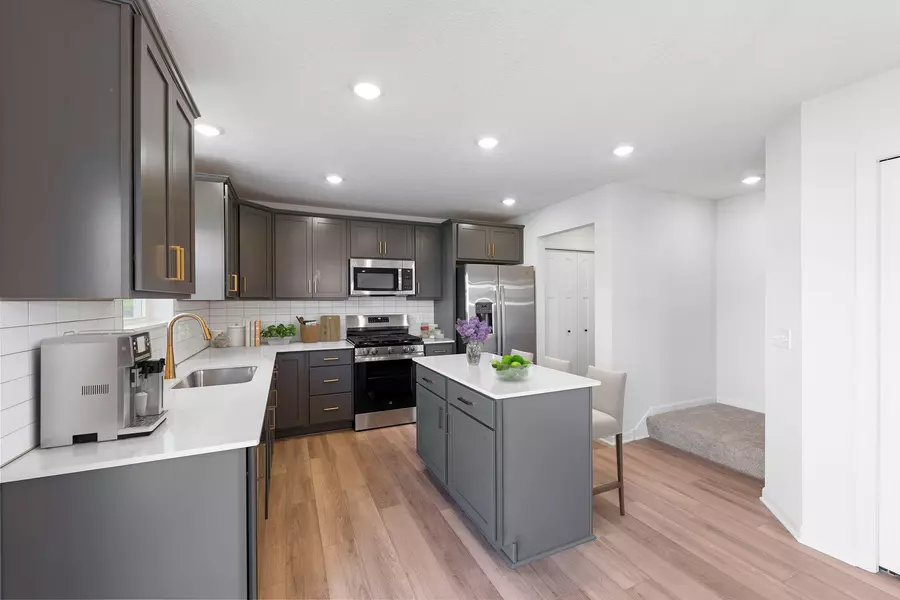 10443 Glenbrook AVE S, Cottage Grove, MN 55016