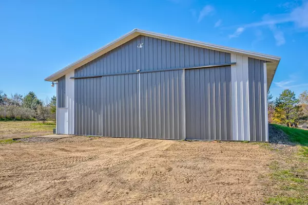 Roberts, WI 54023,1019 100th AVE