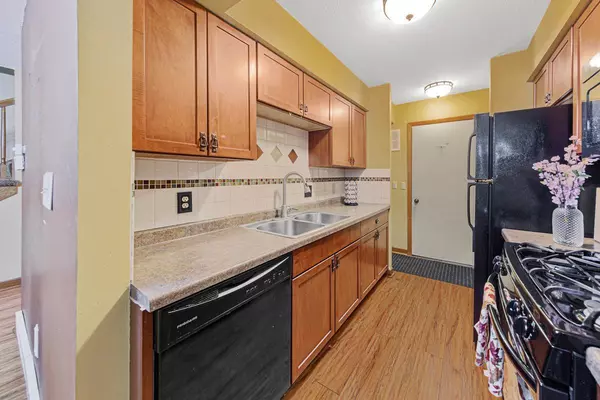 Northfield, MN 55057,1128 Highland AVE