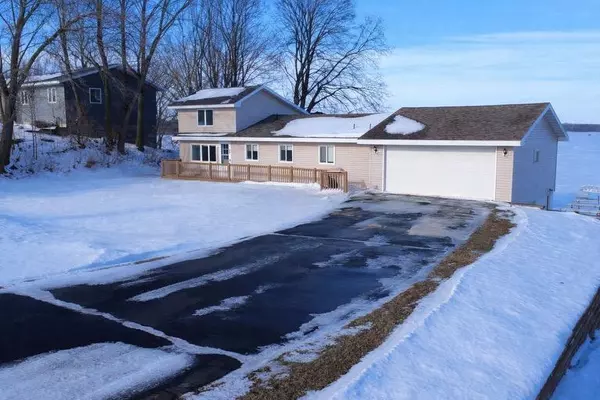 8325 Hennepin WAY, Morristown, MN 55052