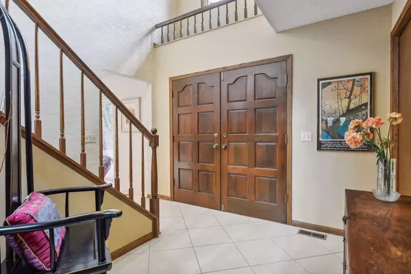 Minnetonka, MN 55345,14016 Brandbury WALK