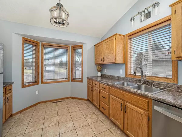 Anoka, MN 55303,3326 Shasta AVE