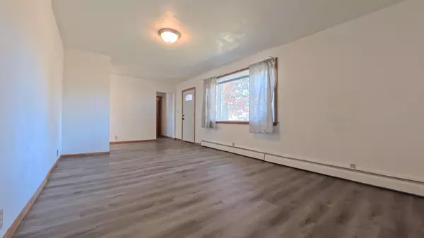 Saint Paul, MN 55106,1664 Barclay ST